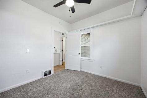 905 12th Street NE Cedar Rapids IA 52402