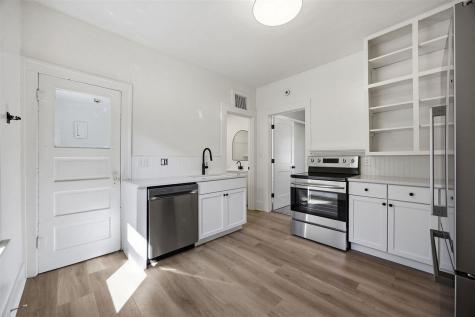 905 12th Street NE Cedar Rapids IA 52402