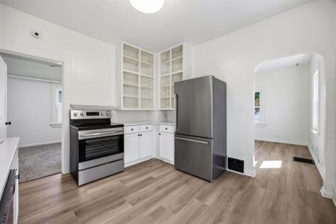 905 12th Street NE Cedar Rapids IA 52402