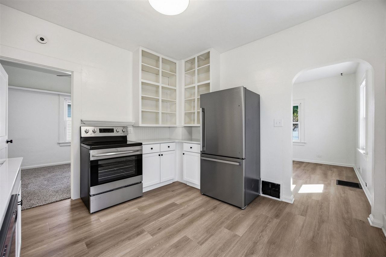 905 12th Street NE Cedar Rapids IA 52402