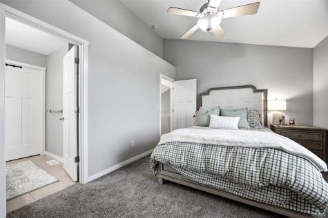 90 S Park Ridge Road North Liberty IA 52317