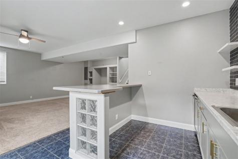 5 E Dovetail Place Coralville IA 52241