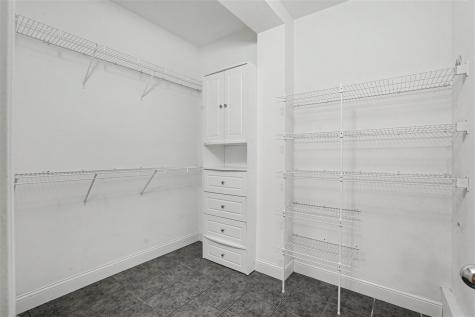 5 E Dovetail Place Coralville IA 52241