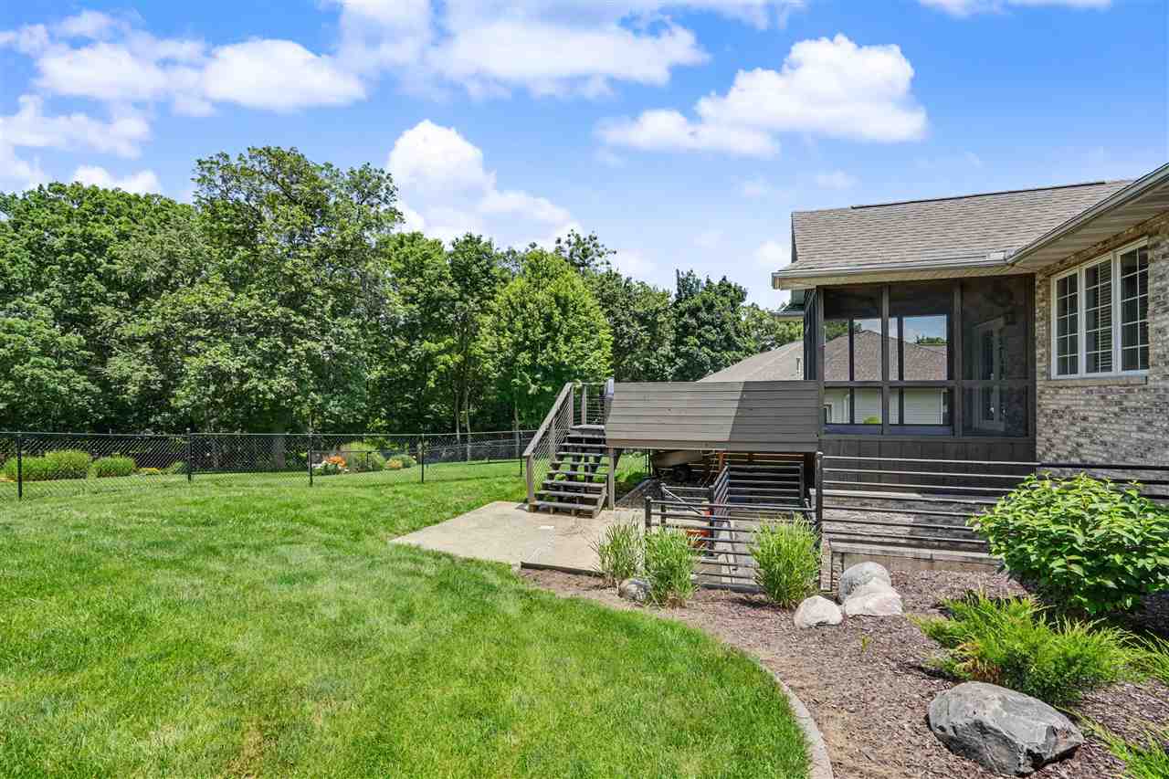 5 E Dovetail Place Coralville IA 52241