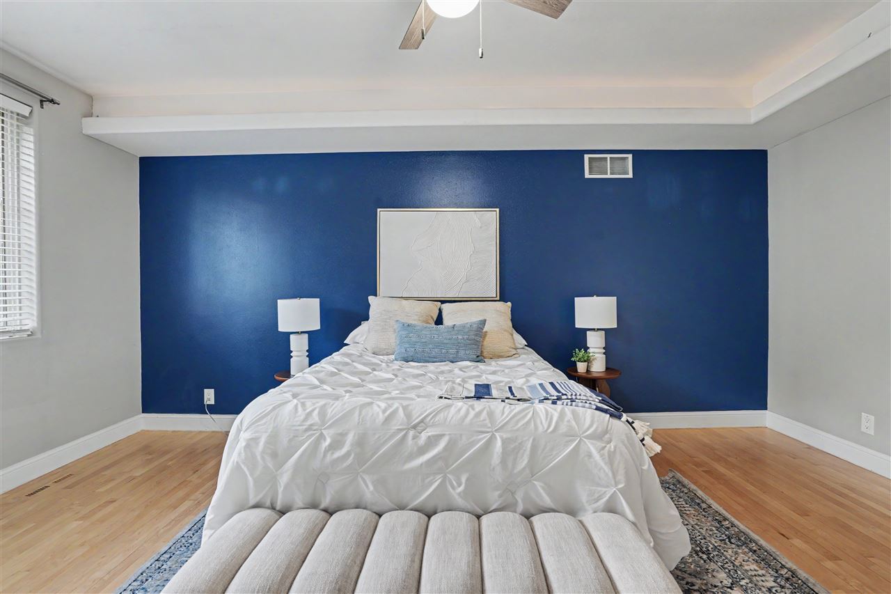 5 E Dovetail Place Coralville IA 52241