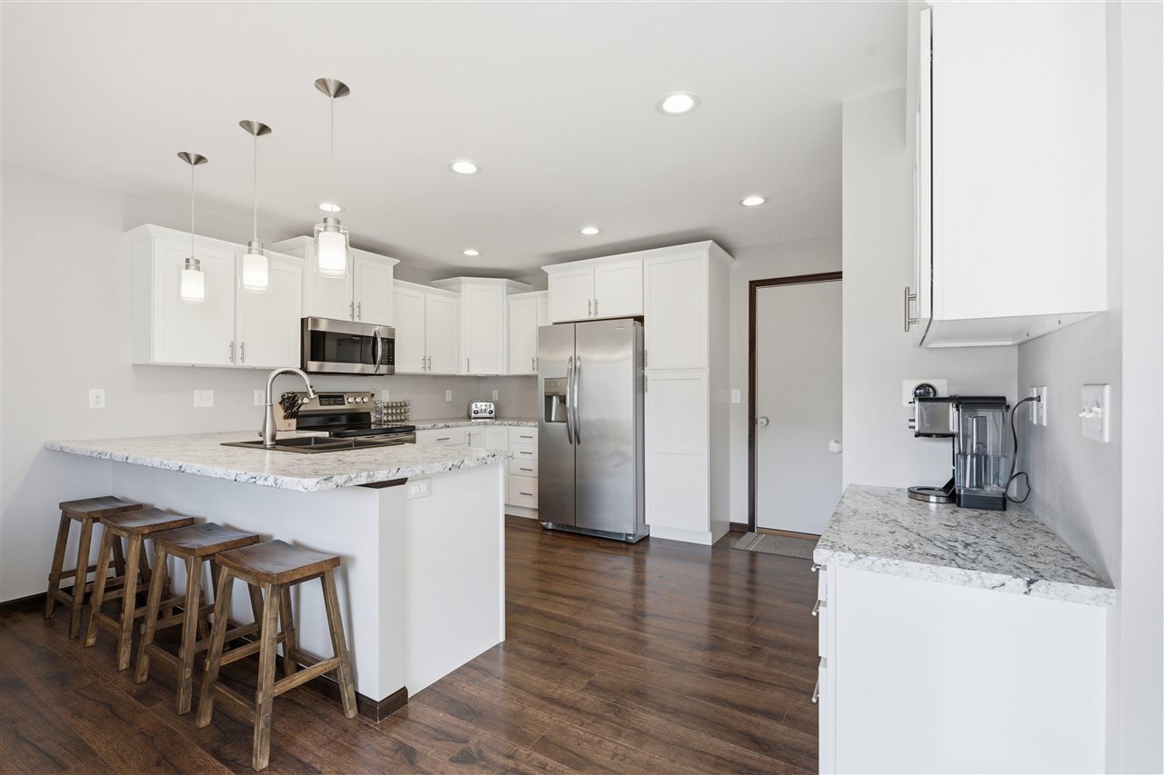 618 Doe Avenue Tiffin IA 52340