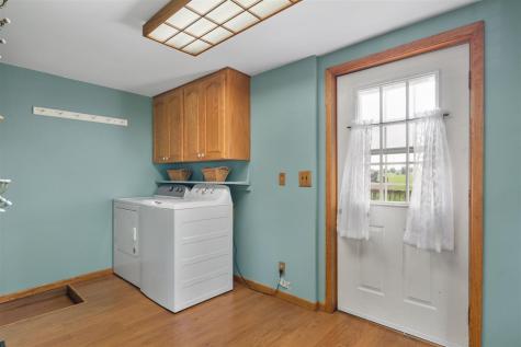 316 N Washington Street Wyoming IA 52362