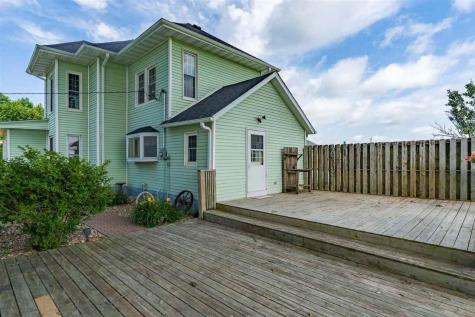 316 N Washington Street Wyoming IA 52362