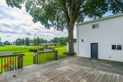 316 N Washington Street Wyoming IA 52362