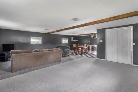 316 N Washington Street Wyoming IA 52362