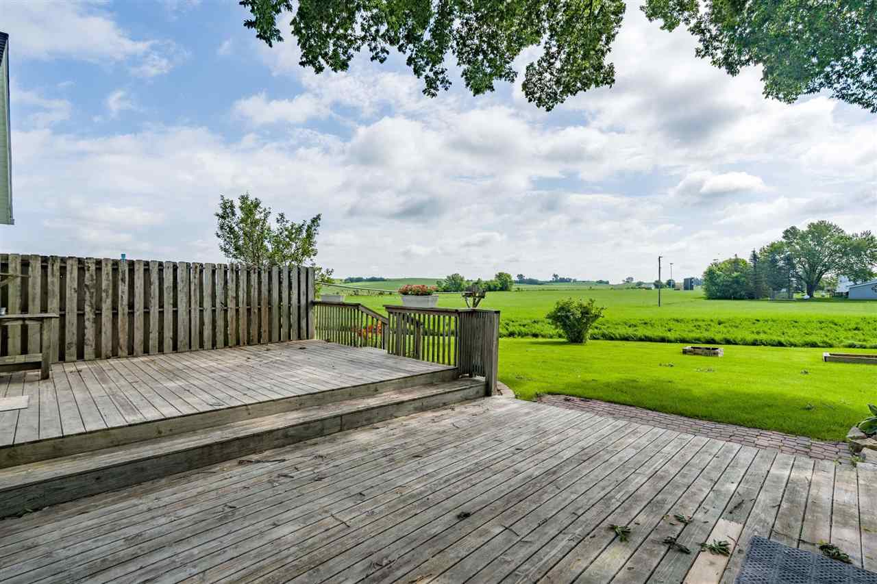 316 N Washington Street Wyoming IA 52362