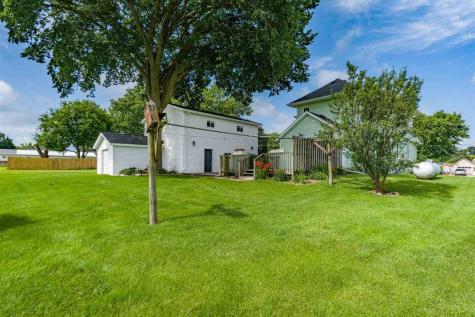 316 N Washington Street Wyoming IA 52362