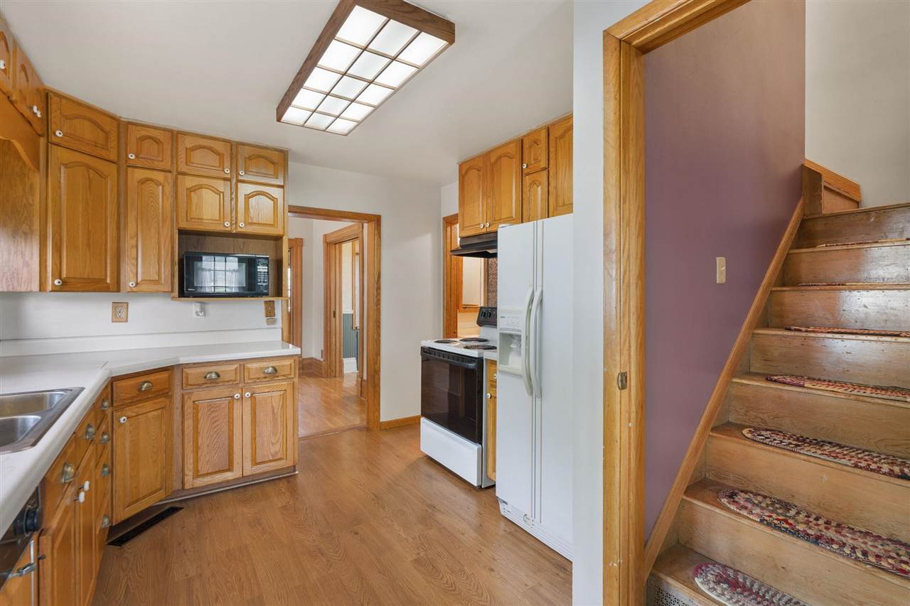 316 N Washington Street Wyoming IA 52362