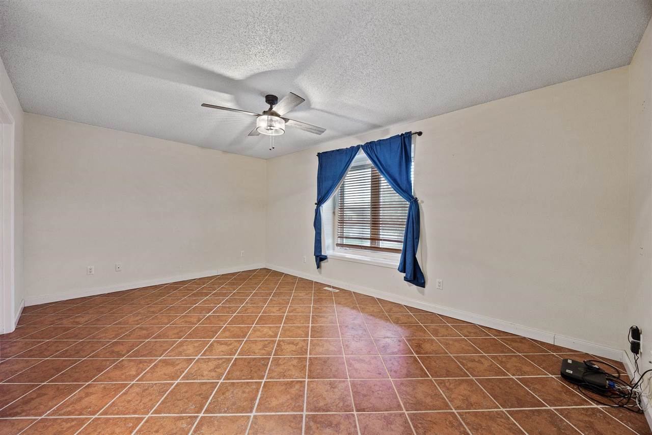 1731 Parkway Drive Coralville IA 52241