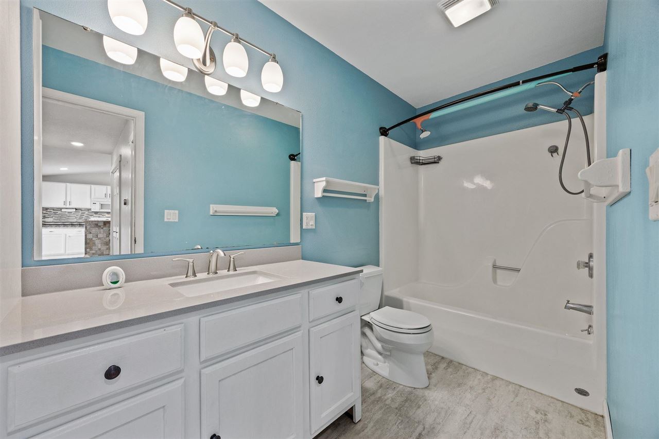 1731 Parkway Drive Coralville IA 52241