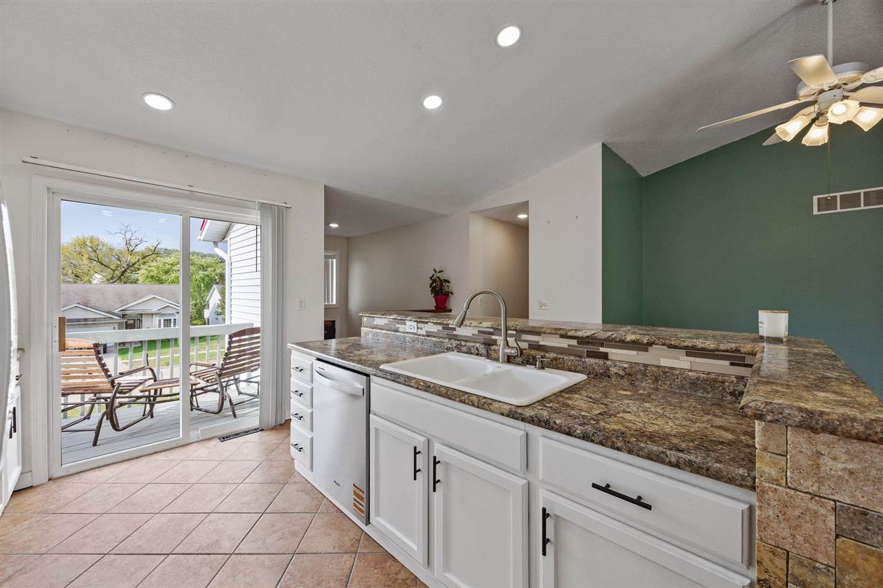 1731 Parkway Drive Coralville IA 52241