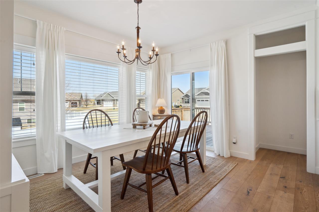 590 Oak Park Circle Marion IA 52302