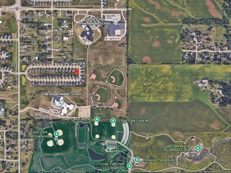 590 Oak Park Circle Marion IA 52302