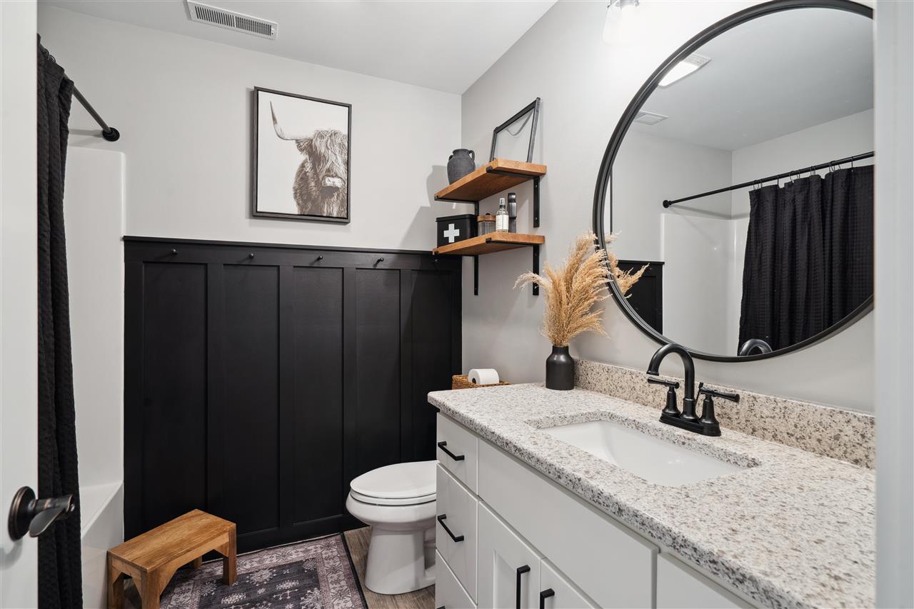 590 Oak Park Circle Marion IA 52302