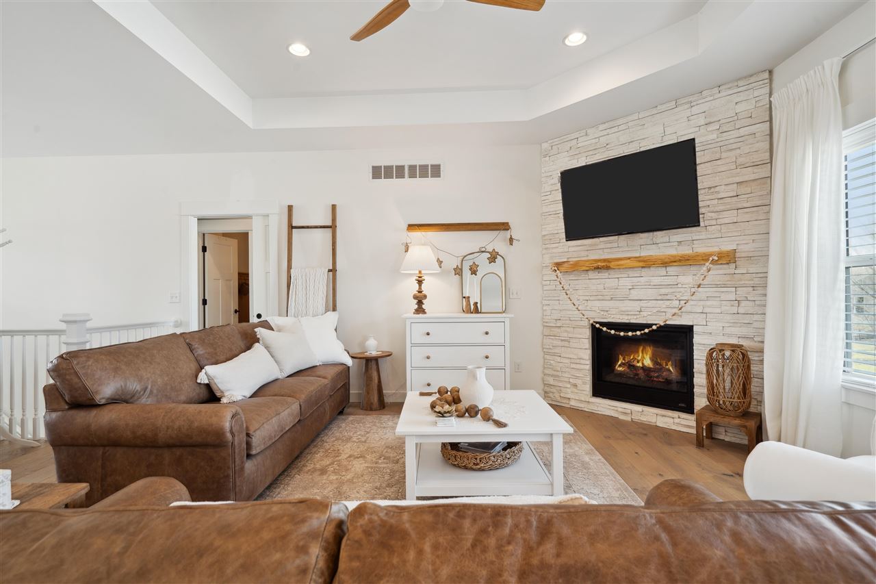 590 Oak Park Circle Marion IA 52302