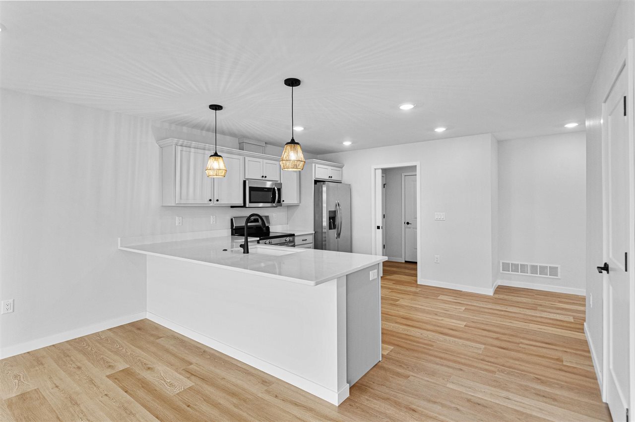 3452 Holderness Road Coralville IA 52241