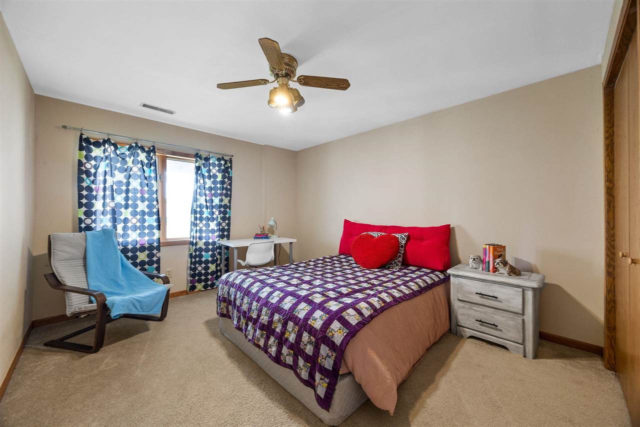 2934 Diamond Mil Circle Coralville IA 52241