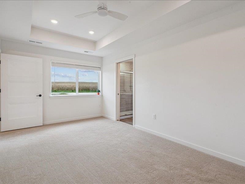 96 Huntington Iowa City IA 52245