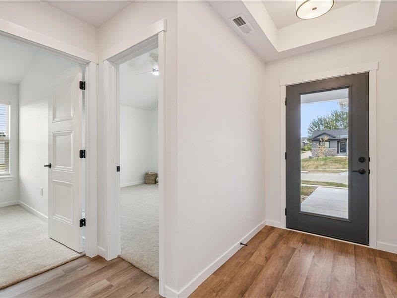 96 Huntington Iowa City IA 52245