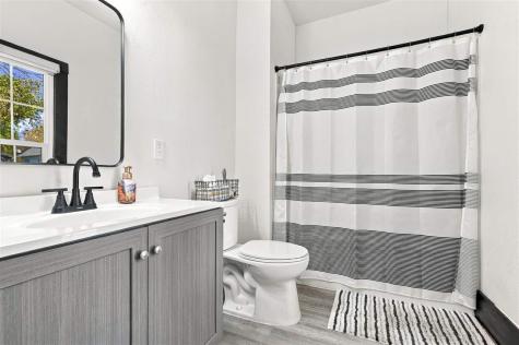 577 W Washington Street Marengo IA 52301