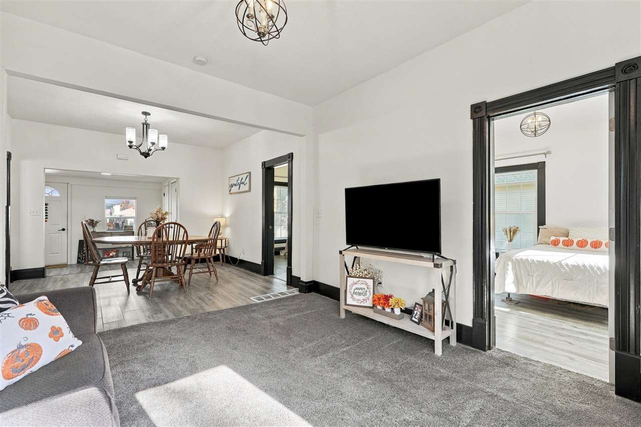 577 W Washington Street Marengo IA 52301