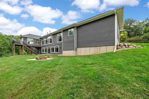 1703 Aspen Circle Cedar Rapids IA 52403