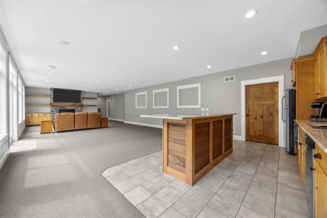 1703 Aspen Circle Cedar Rapids IA 52403