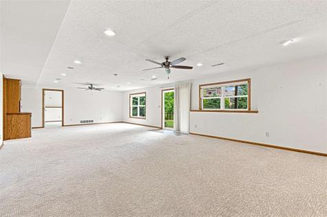 1611 Pine Ridge Court Coralville IA 52241