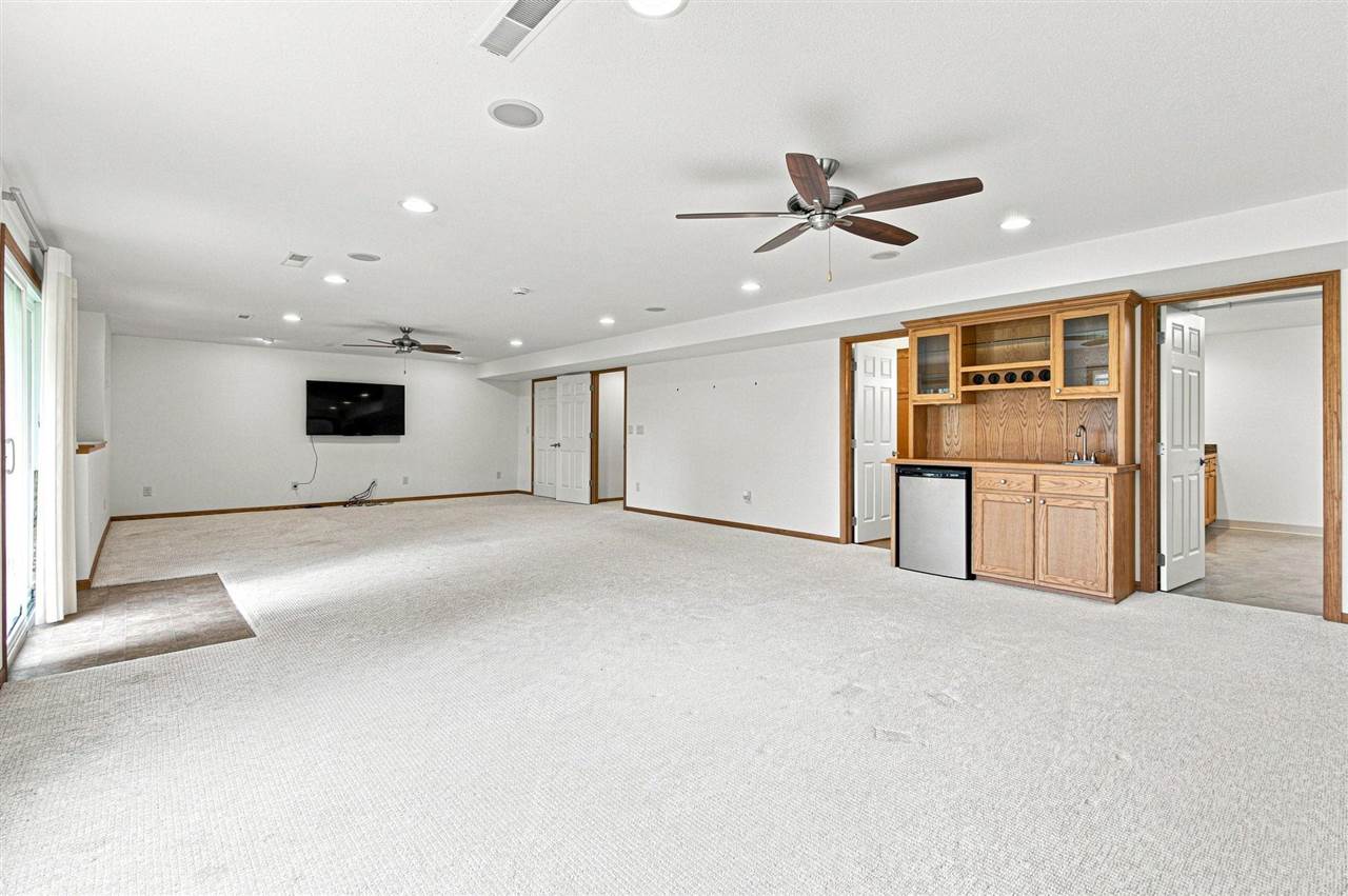 1611 Pine Ridge Court Coralville IA 52241