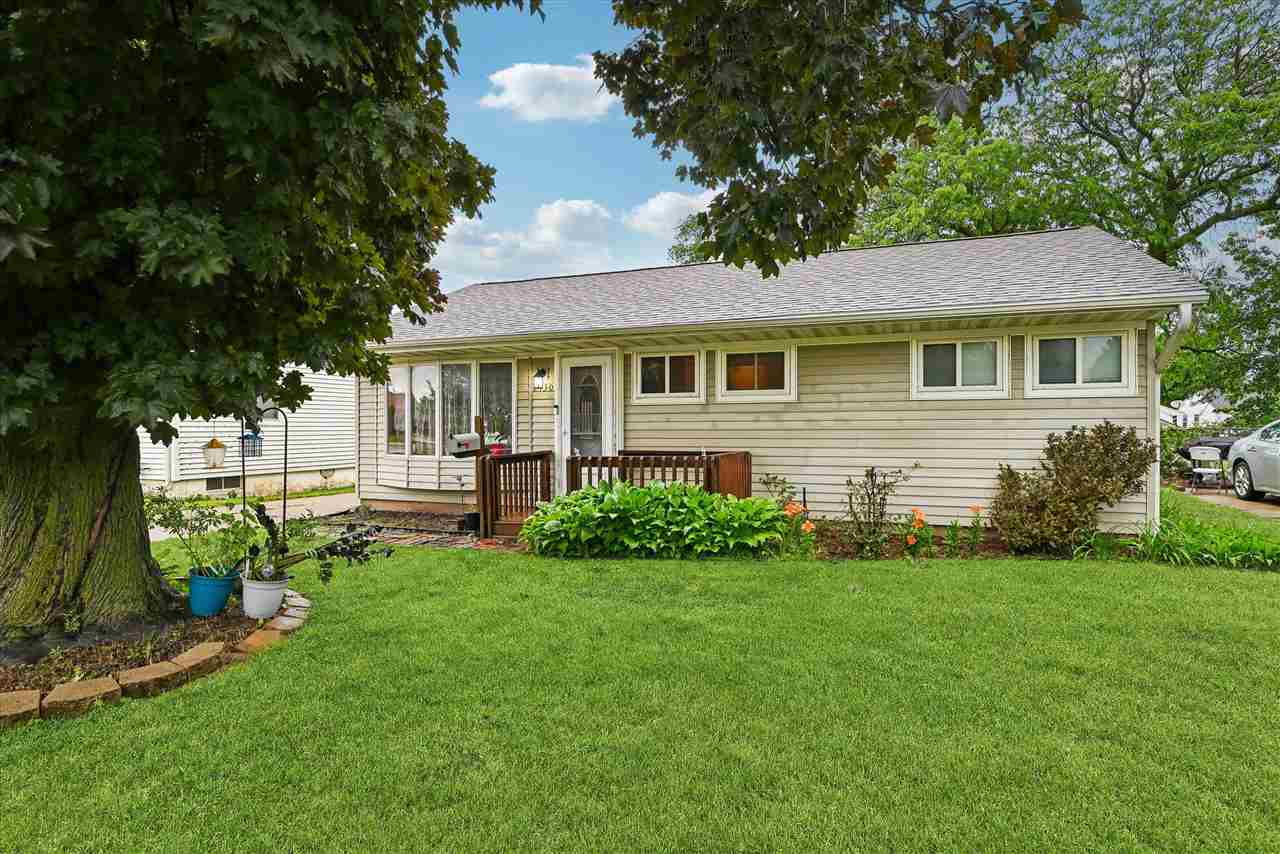2430 3rd Avenue Marion IA 52302