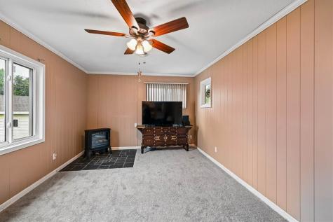 2430 3rd Avenue Marion IA 52302