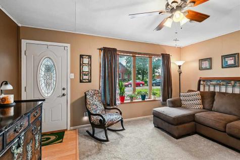 2430 3rd Avenue Marion IA 52302