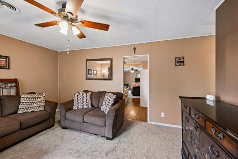2430 3rd Avenue Marion IA 52302