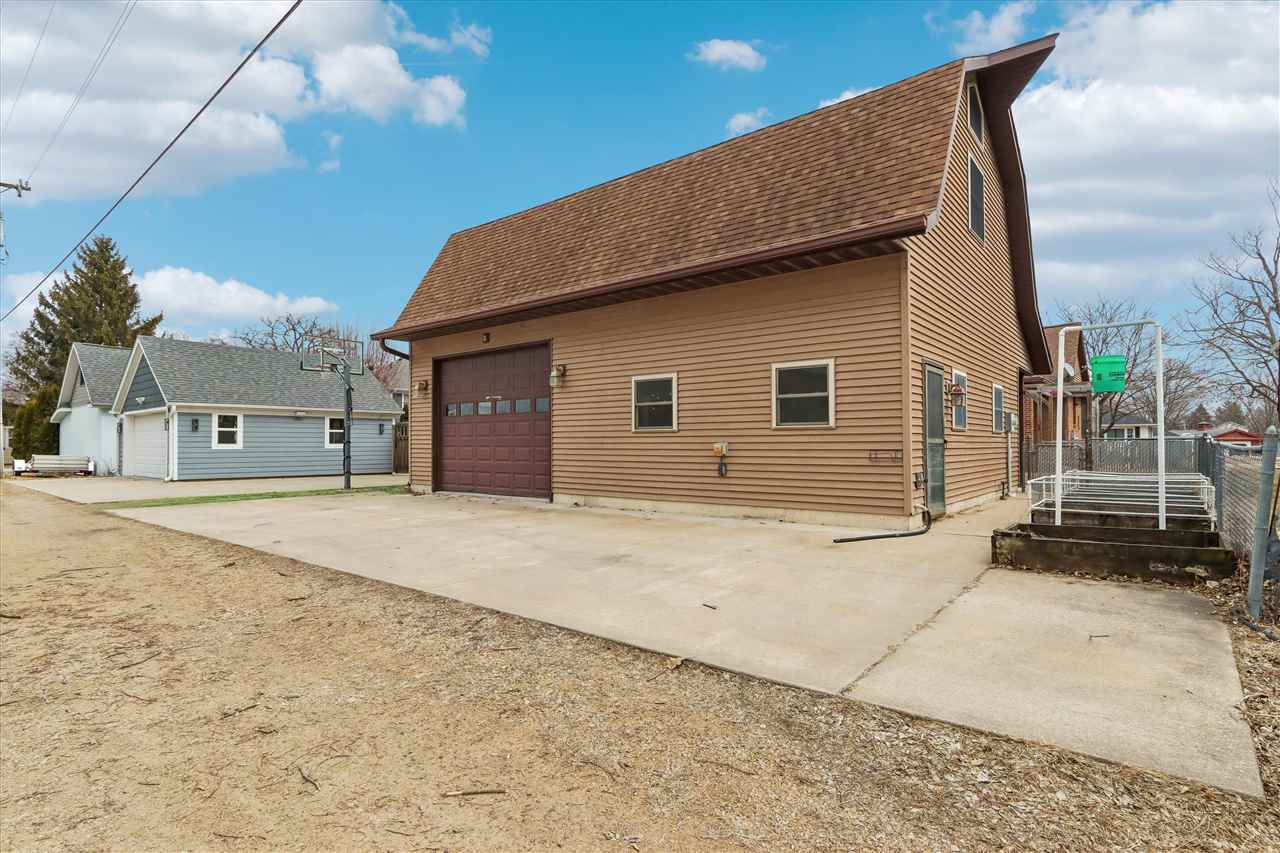 305 Mulberry Street Tipton IA 52772
