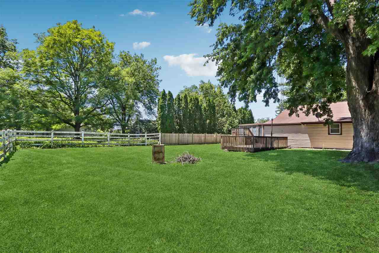 71 S Ella Street Riverside IA 52327