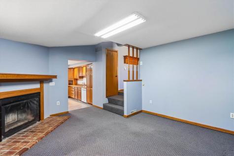 71 S Ella Street Riverside IA 52327