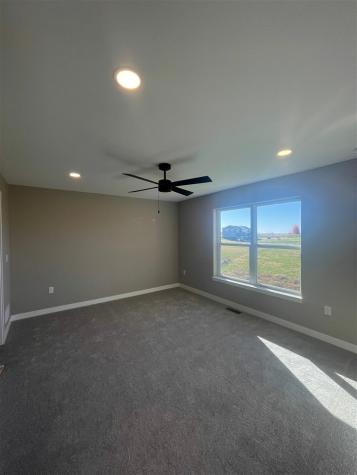 3851 Winnsboro Drive Iowa City IA 52245
