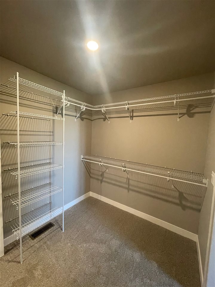 3851 Winnsboro Drive Iowa City IA 52245