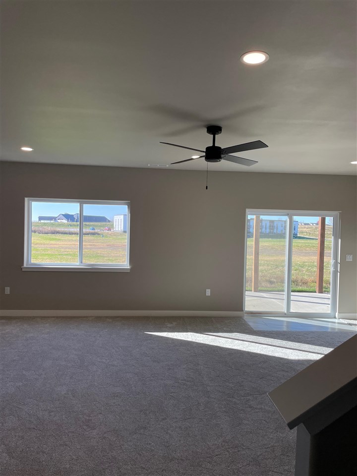 3851 Winnsboro Drive Iowa City IA 52245