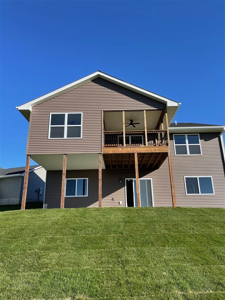 3851 Winnsboro Drive Iowa City IA 52245