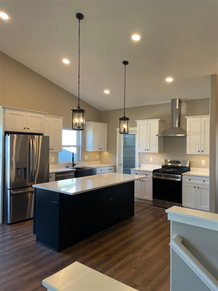3851 Winnsboro Drive Iowa City IA 52245
