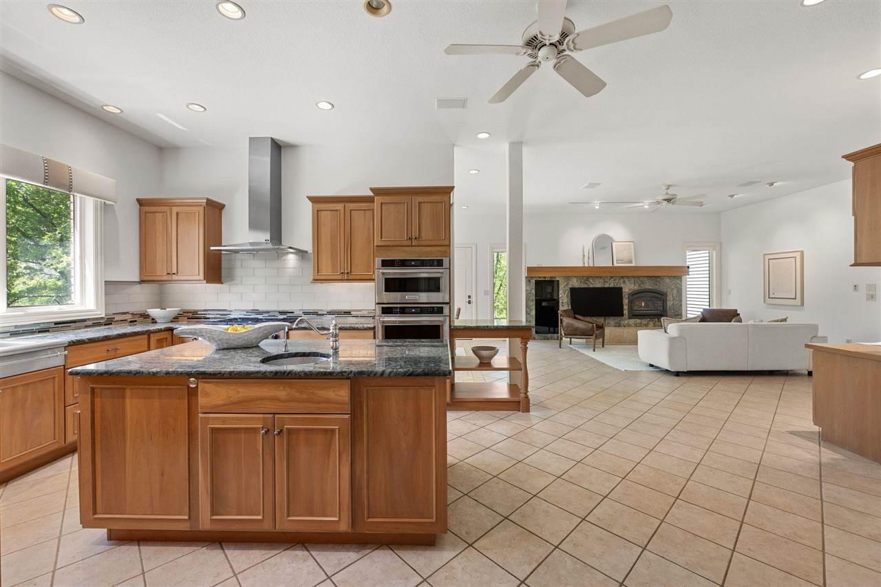 4181 Rose Bluff Circle NE Iowa City IA 52240