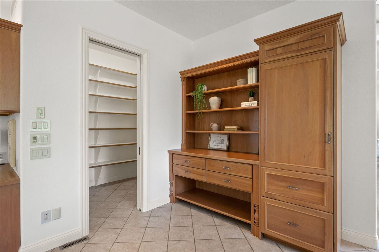 4181 Rose Bluff Circle NE Iowa City IA 52240