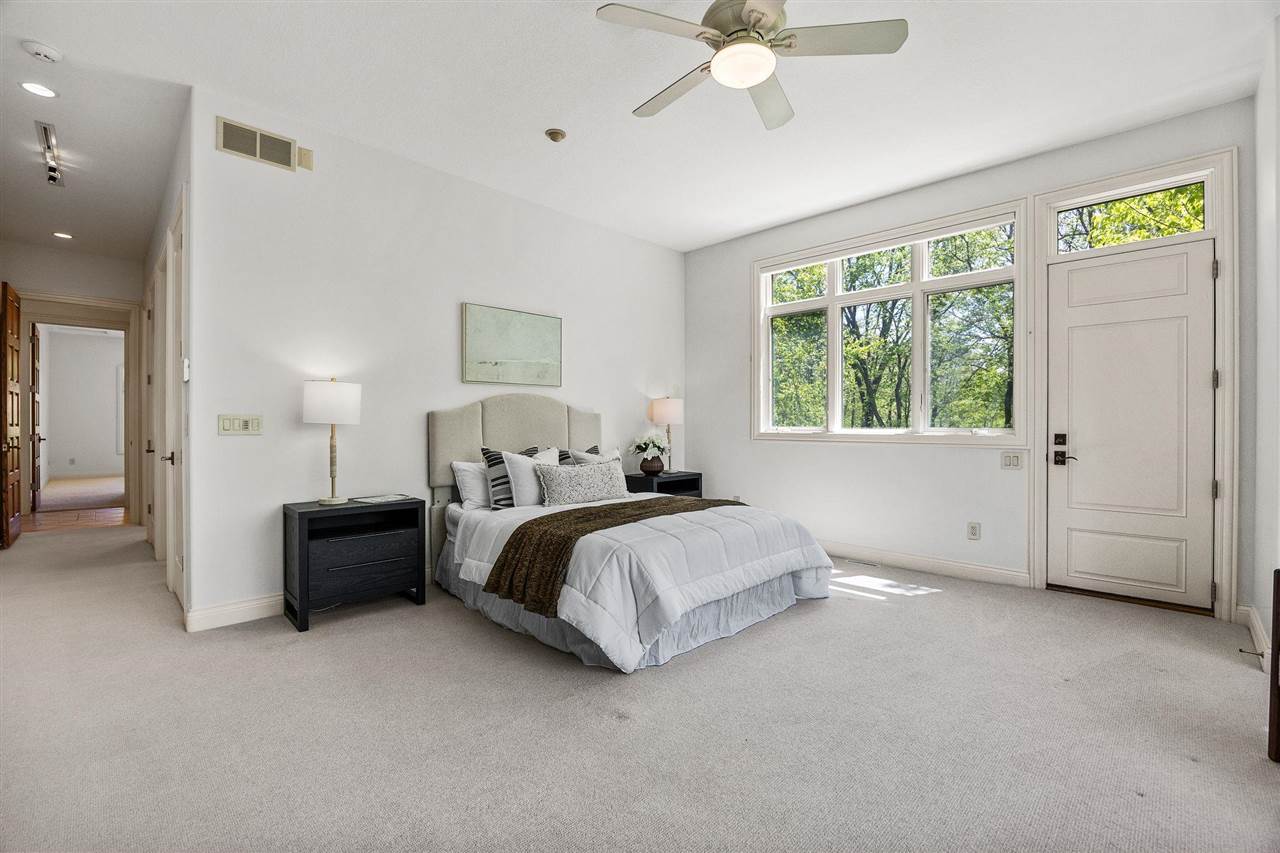 4181 Rose Bluff Circle NE Iowa City IA 52240