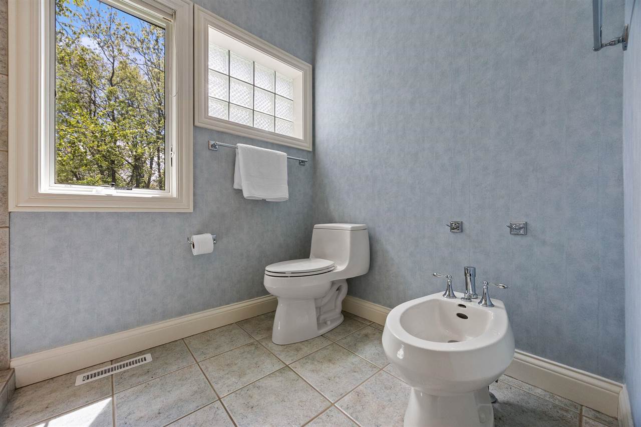 4181 Rose Bluff Circle NE Iowa City IA 52240